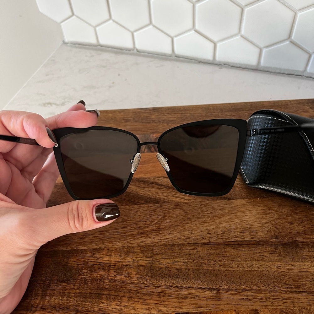 Diff Eyewear Black Sunglasses - Picture 3 of 5